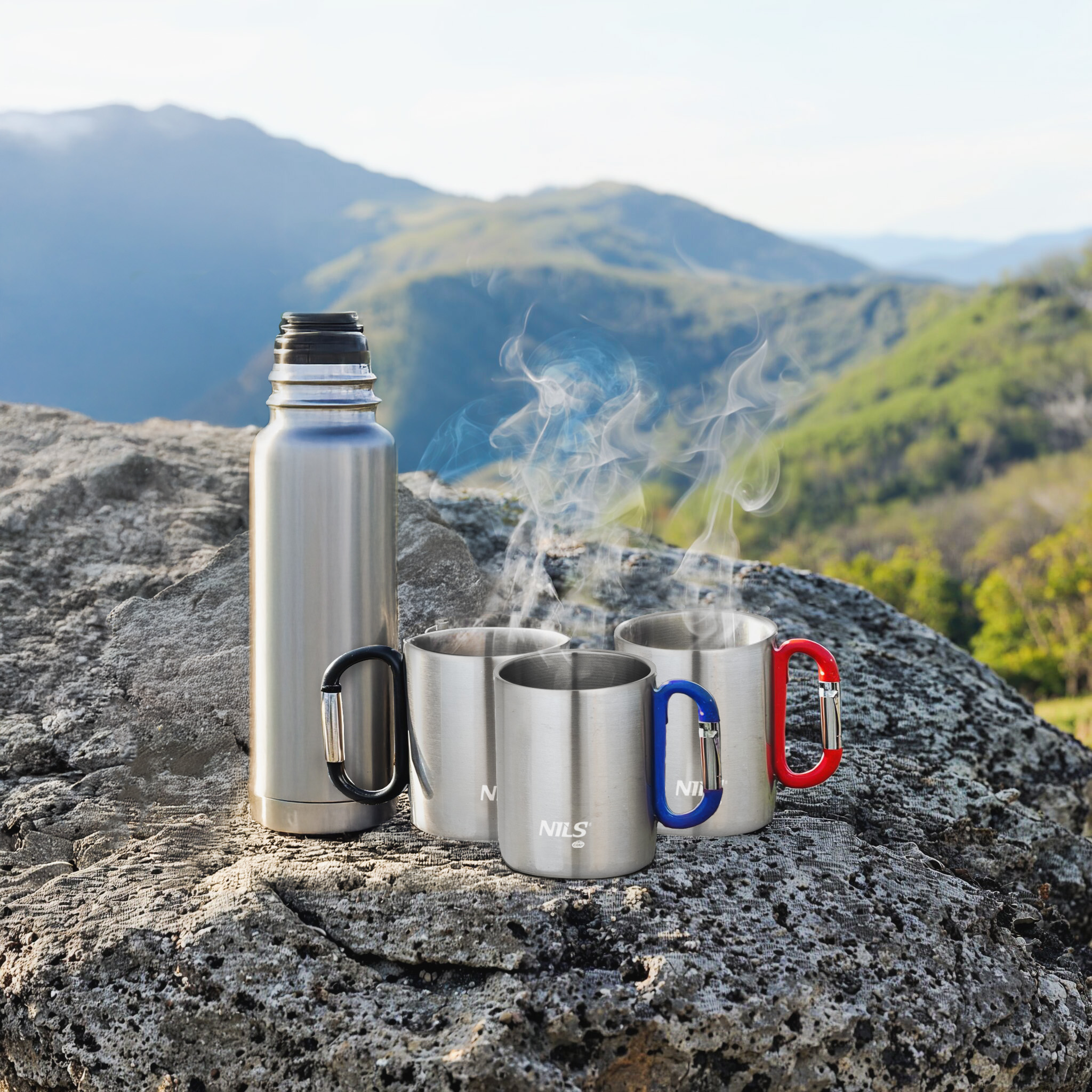 Kempingový hrnek NILS Camp NC17110 s karabinou 300ml červený - Obrázek 2